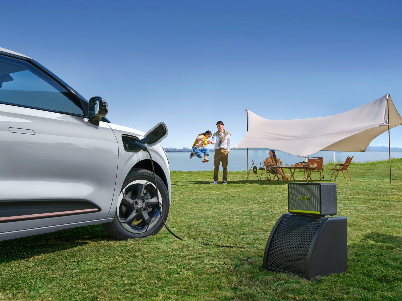 V2L camping — power your gear