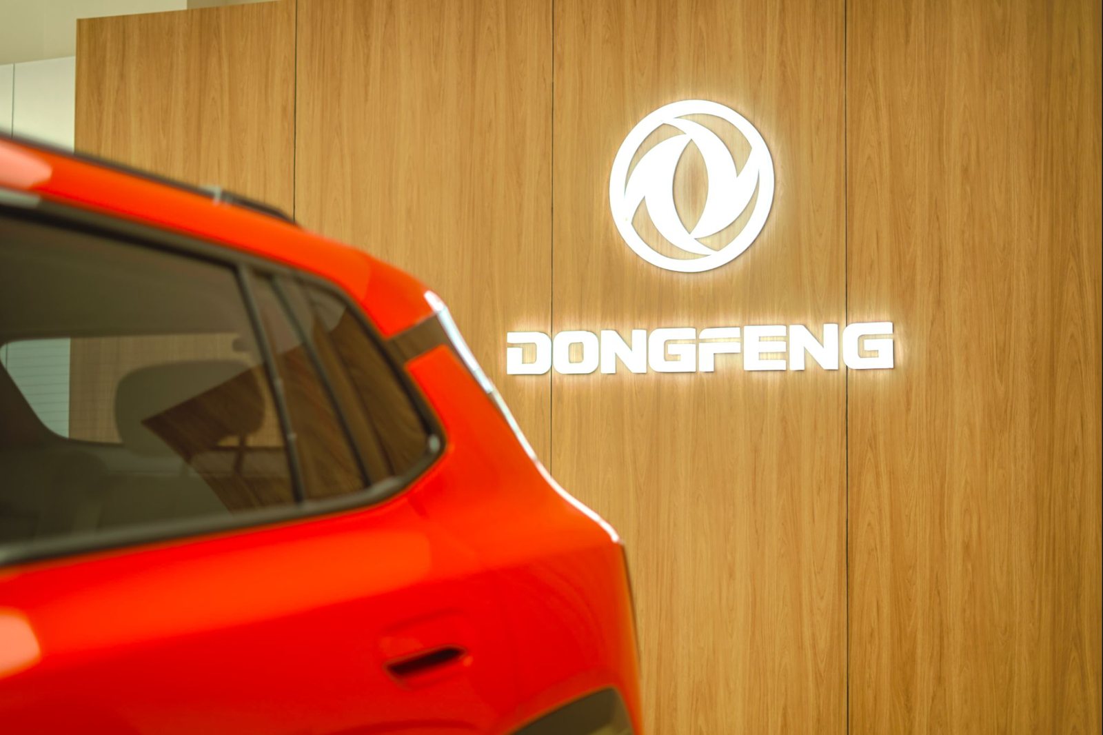 Dongfeng display at the Carro showroom